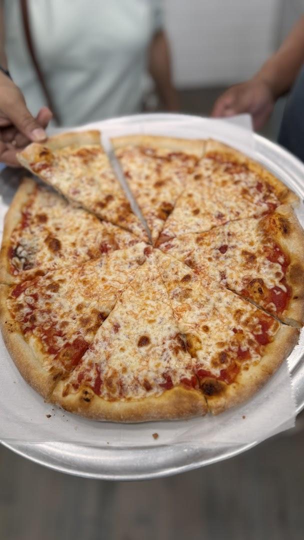 Tiago's Pizza
